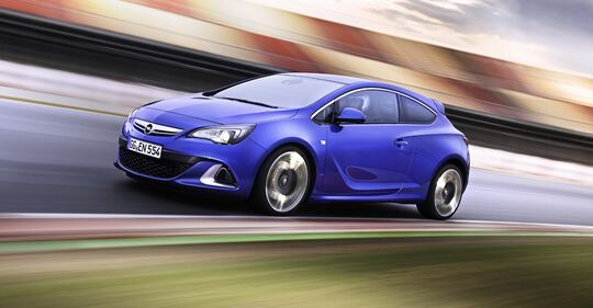 Opel Astra OPC, 280 cv di emozioni morbide 13