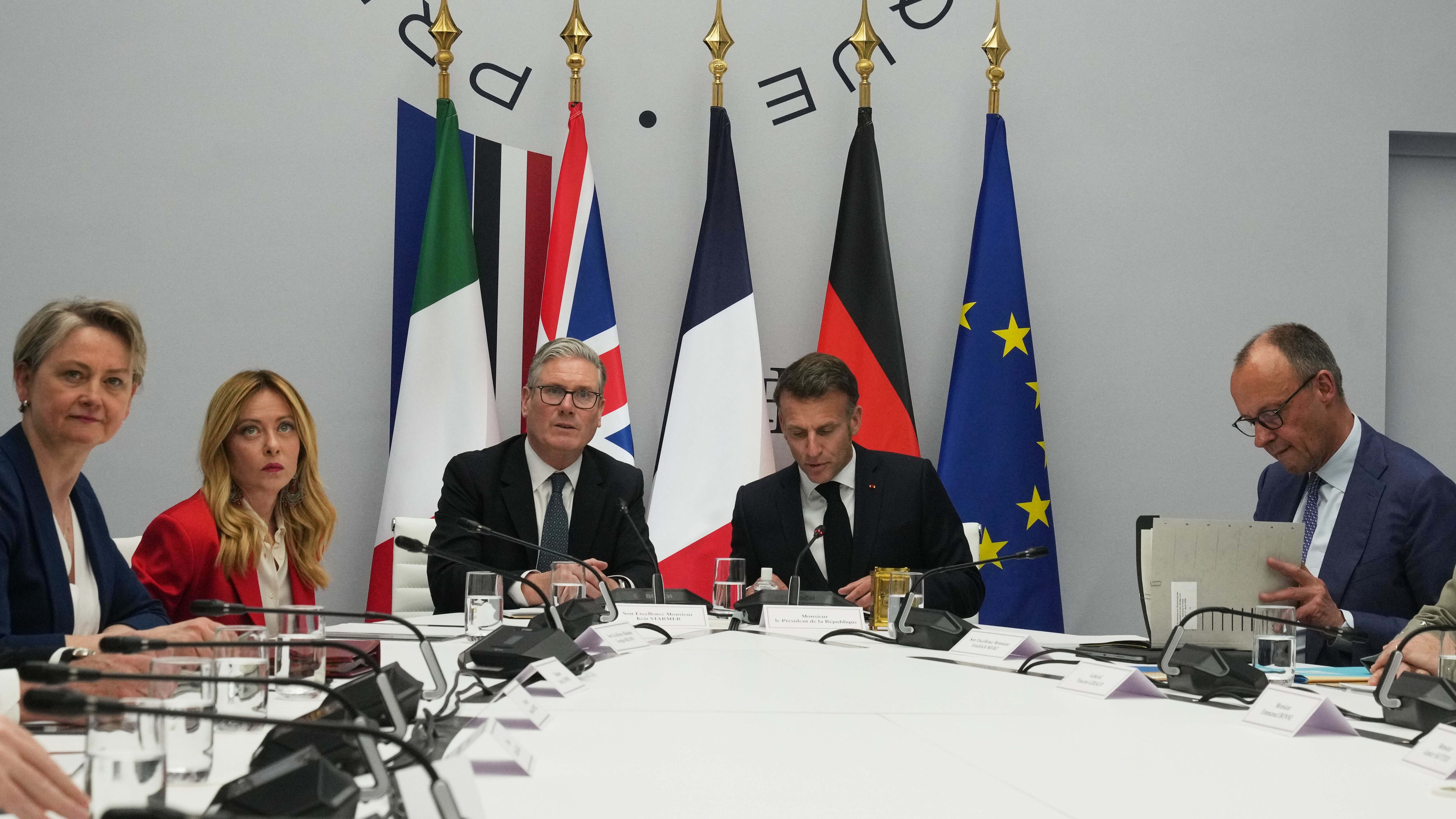 I Volenterosi per Hormuz: "Pronti a una missione pacifica". Meloni: "Noi disponibili a fornire navi con l'ok del Parlamento"