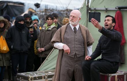 L'Amleto di Shakespeare in scena nella Giungla di Calais 14