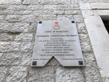 Barletta, deturpata la lapide in ricordo delle foibe 1
