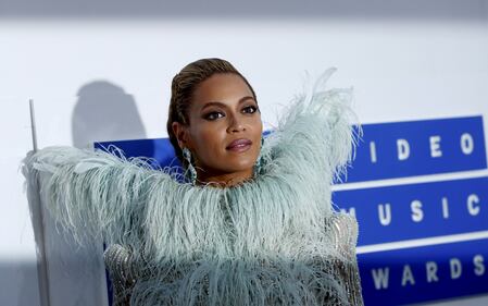 Beyoncé sexy nella performance agli Mtv Vma 8