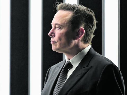 Date il Nobel a Musk, Tesla nel futuro noi no e i Kollettivi: quindi, oggi…