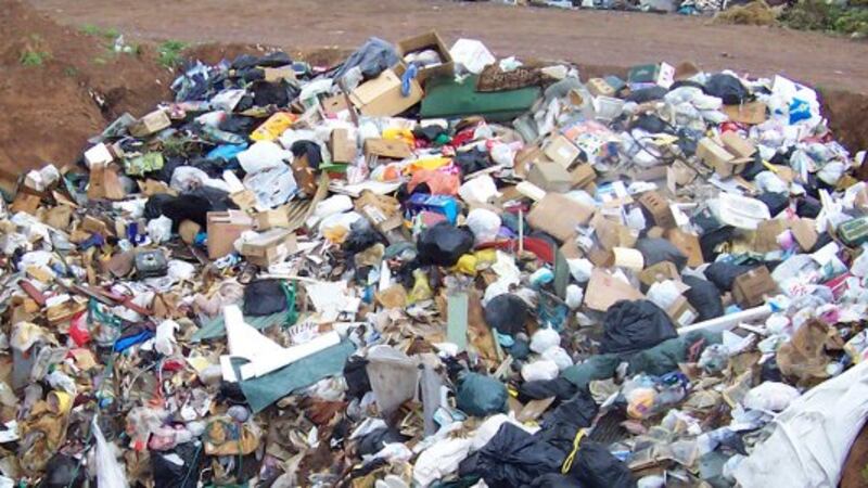 Sicilia, l'emergenza rifiuti rischia di esplodere