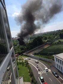 Roghi di rifiuti nel cuore di Milano 1