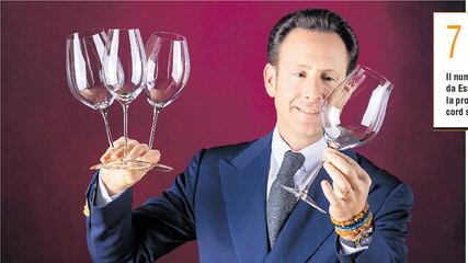 Nella fabbrica dei bicchieri che hanno cambiato il vino