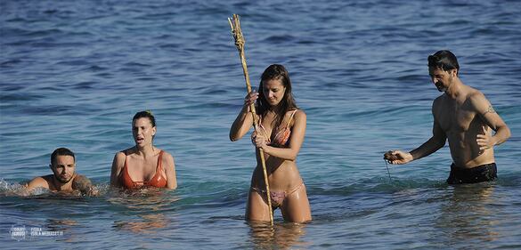 Isola dei Famosi 2016, i momenti più sexy 43