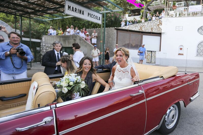 Il ministro Lorenzin sposa a Capri il suo Alessandro 1