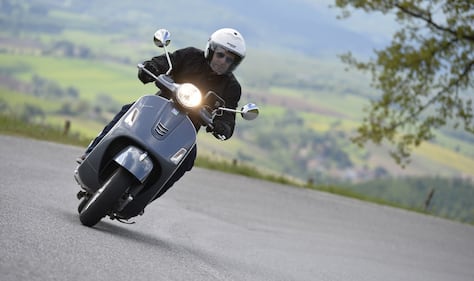 Prova Vespa 300 Gts ABS 10