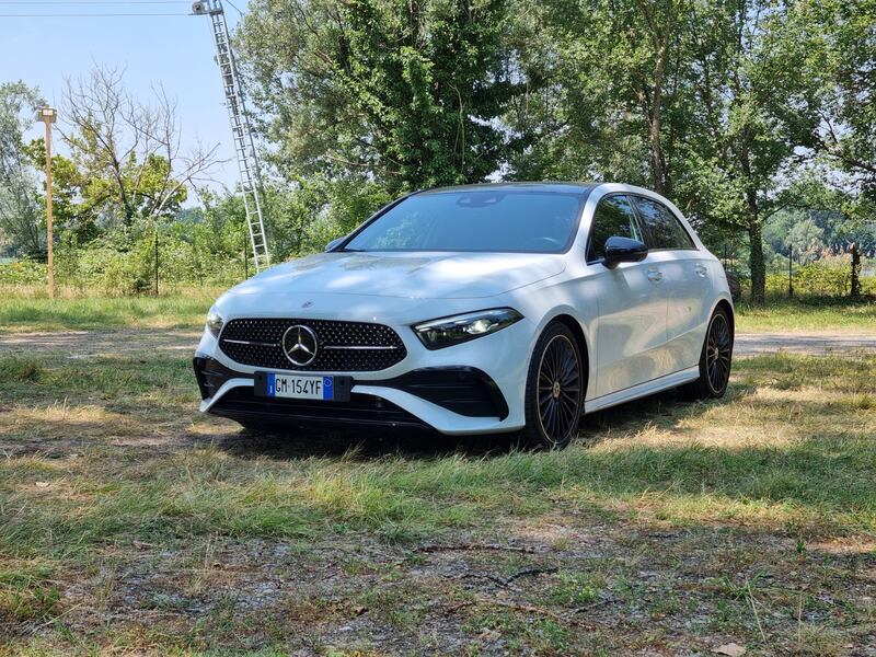 Mercedes Classe A 180d: guarda la gallery della berlina premium 2