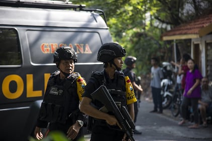 Indonesia, domenica di sangue nelle chiese 5