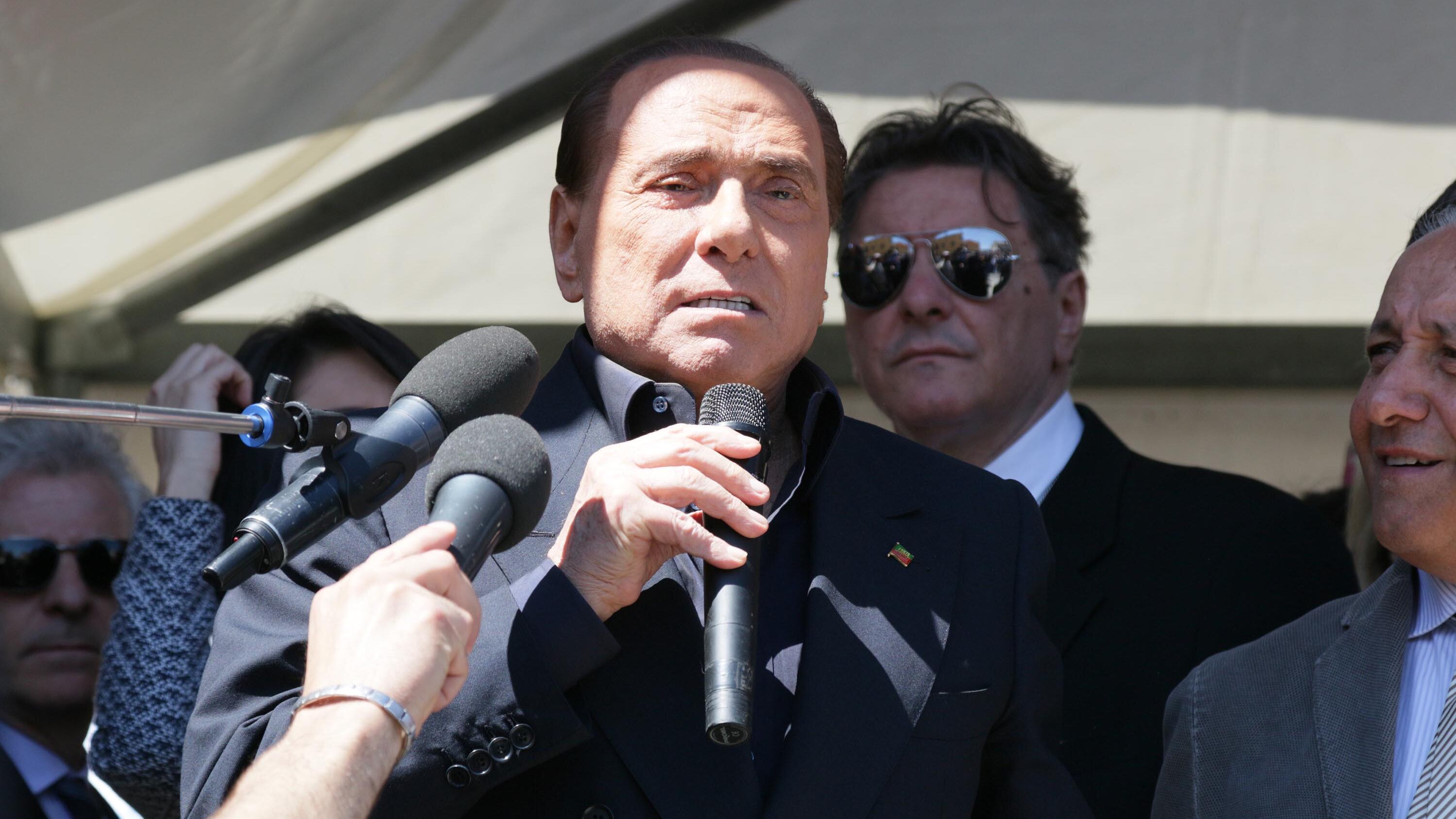 Berlusconi guarda ai mercati: "Si fidano di noi moderati"