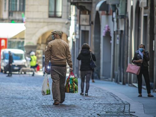 Negozi per bimbi e cartolerie: cosa può riaprire dopo Pasqua