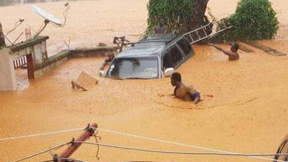 Incredibile in Sierra Leone Inondazioni e morti però il nemico è il jogging
