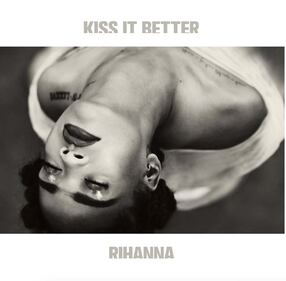 Rihanna nuda per un video, foto 4