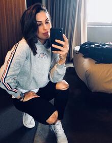  Anna Tatangelo sexy a letto  5