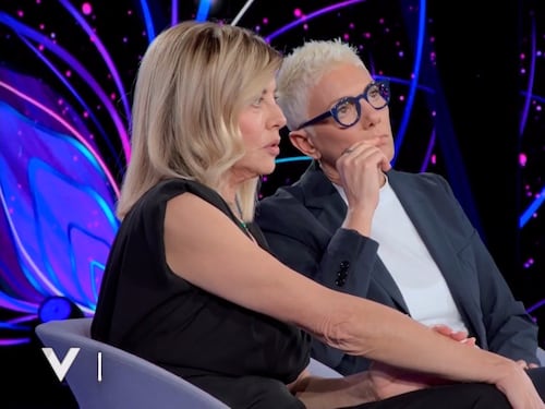 La confessione di Eva Grimaldi e Imma Battaglia: "Entrambe vittime di molestie da bambine"