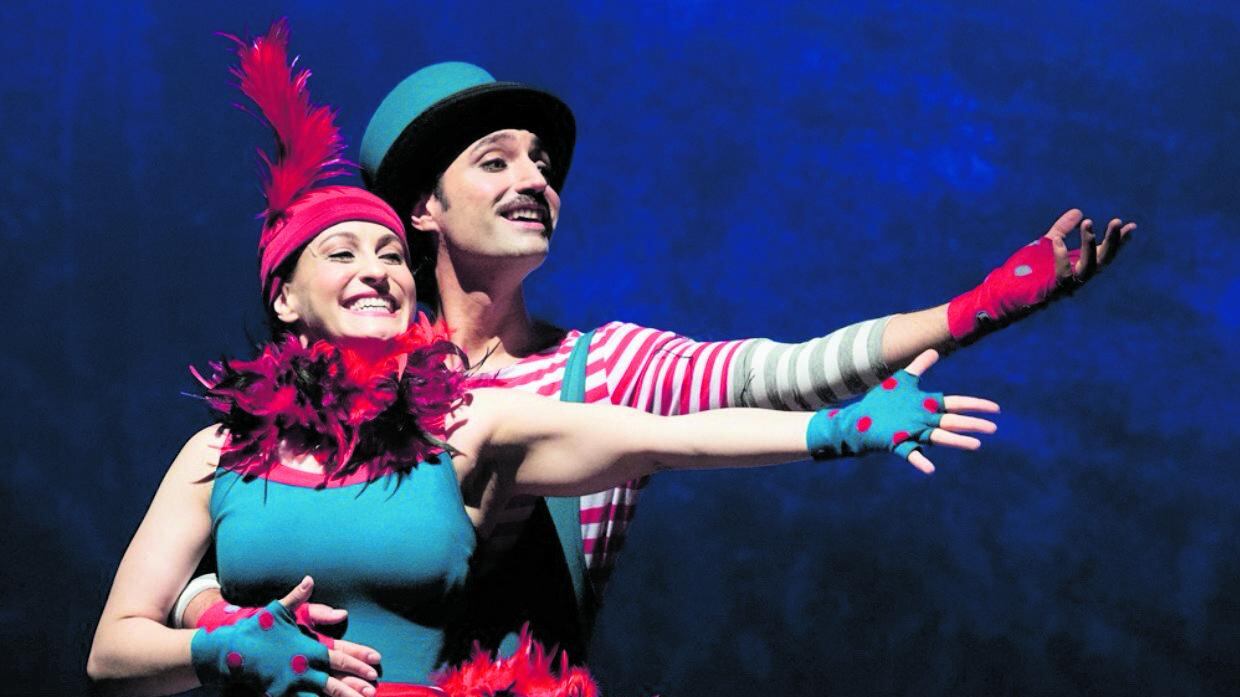 "Circo paradiso", viaggio nei ricordi di due acrobati