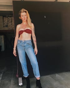 Ireland Baldwin, topless mozzafiato 3
