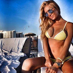Laura Cremaschi: dai pronostici sul lato b al buongiorno in lingerie su Instagram 13