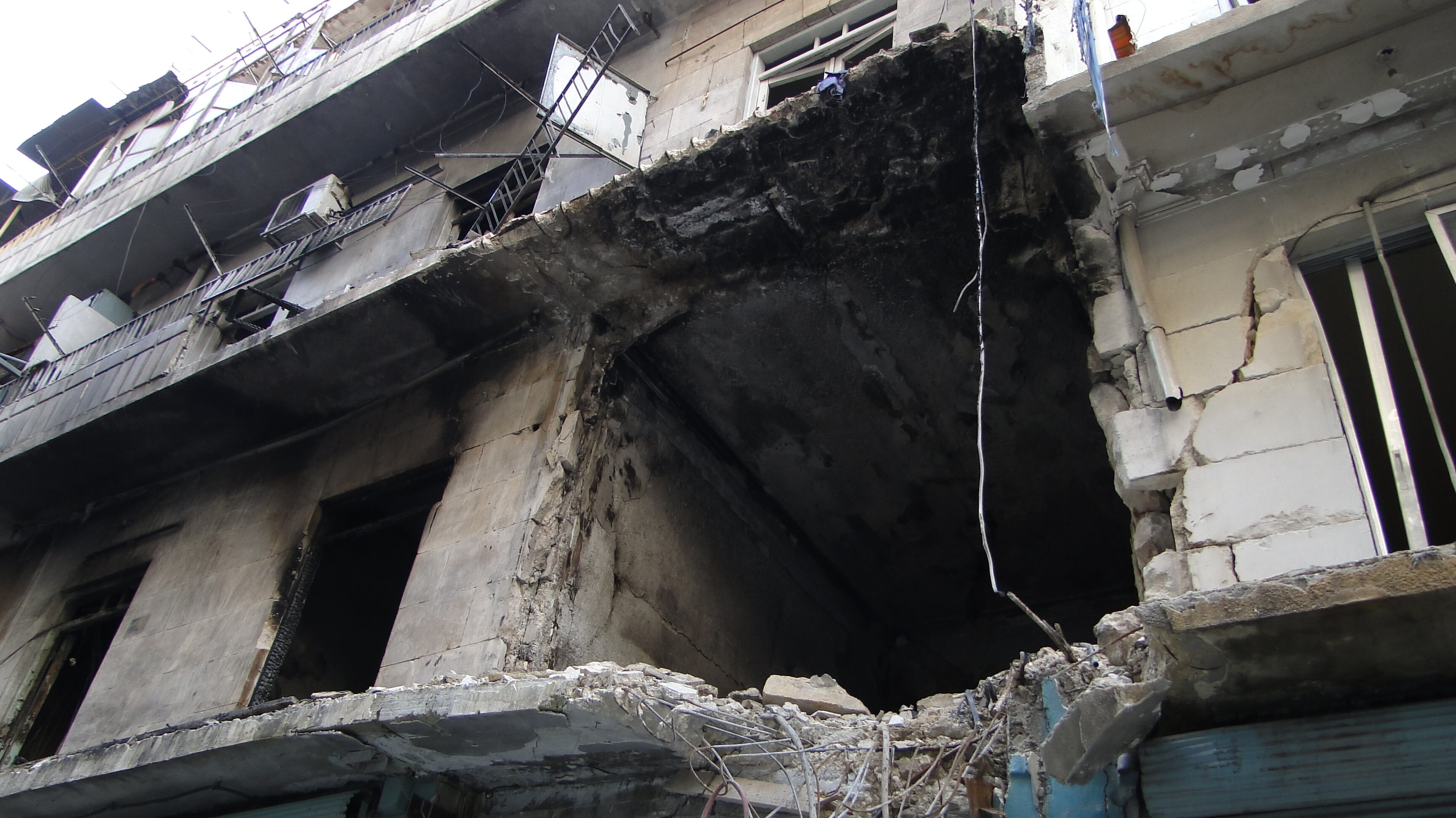 Viaggio a Midan, prima linea di armeni e cristiani in Siria