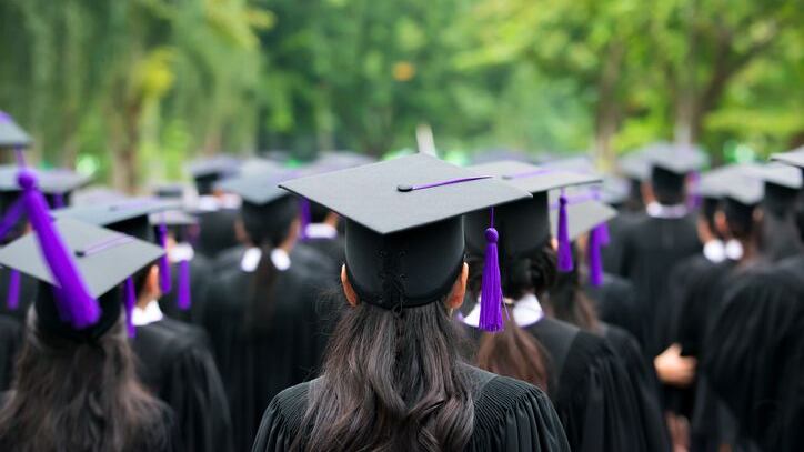 Laurea, le migliori per trovare lavoro: difesa in testa, flop psicologia