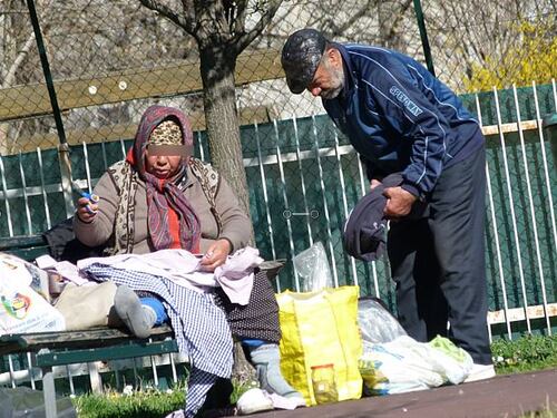 Milano, i quartieri dei rom. Così "assaltano" i turisti