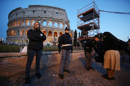 Roma blindata per la Via Crucis 12