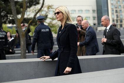 Ivanka al Memoriale per le vittime dell'Olocausto 3