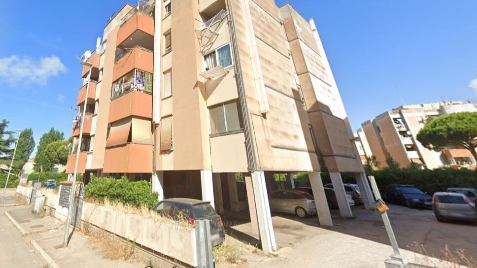Rom incinta gli occupa casa mentre sono via per lavoro: proprietari costretti a pagare un riscatto