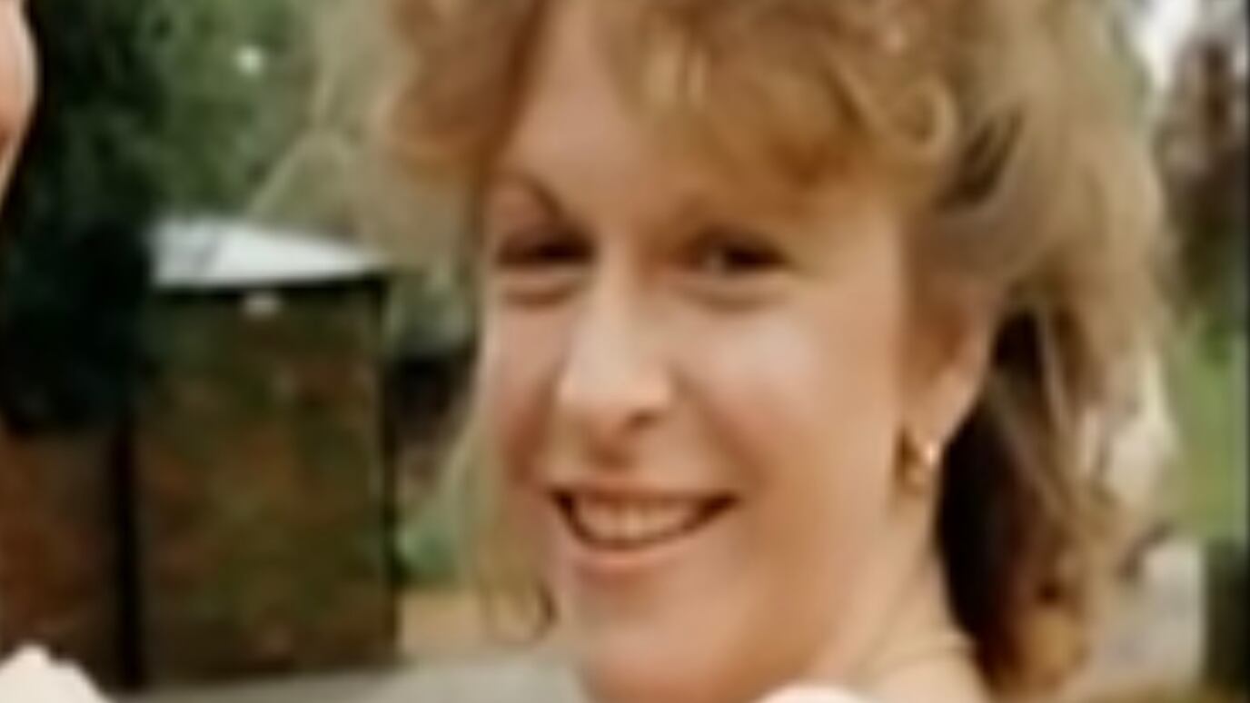 Truffe e violenze: Dena Thompson, la vedova nera del Sussex