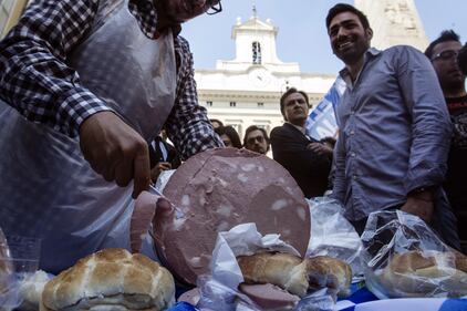 Protesta davanti a Montecitorio 6