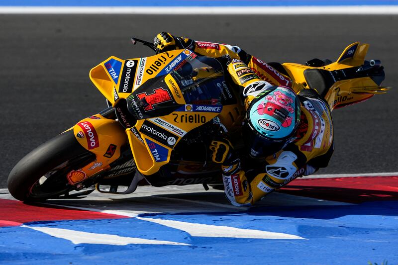 Bagnaia in giallo: lo splendido omaggio alla storia della Ducati 5