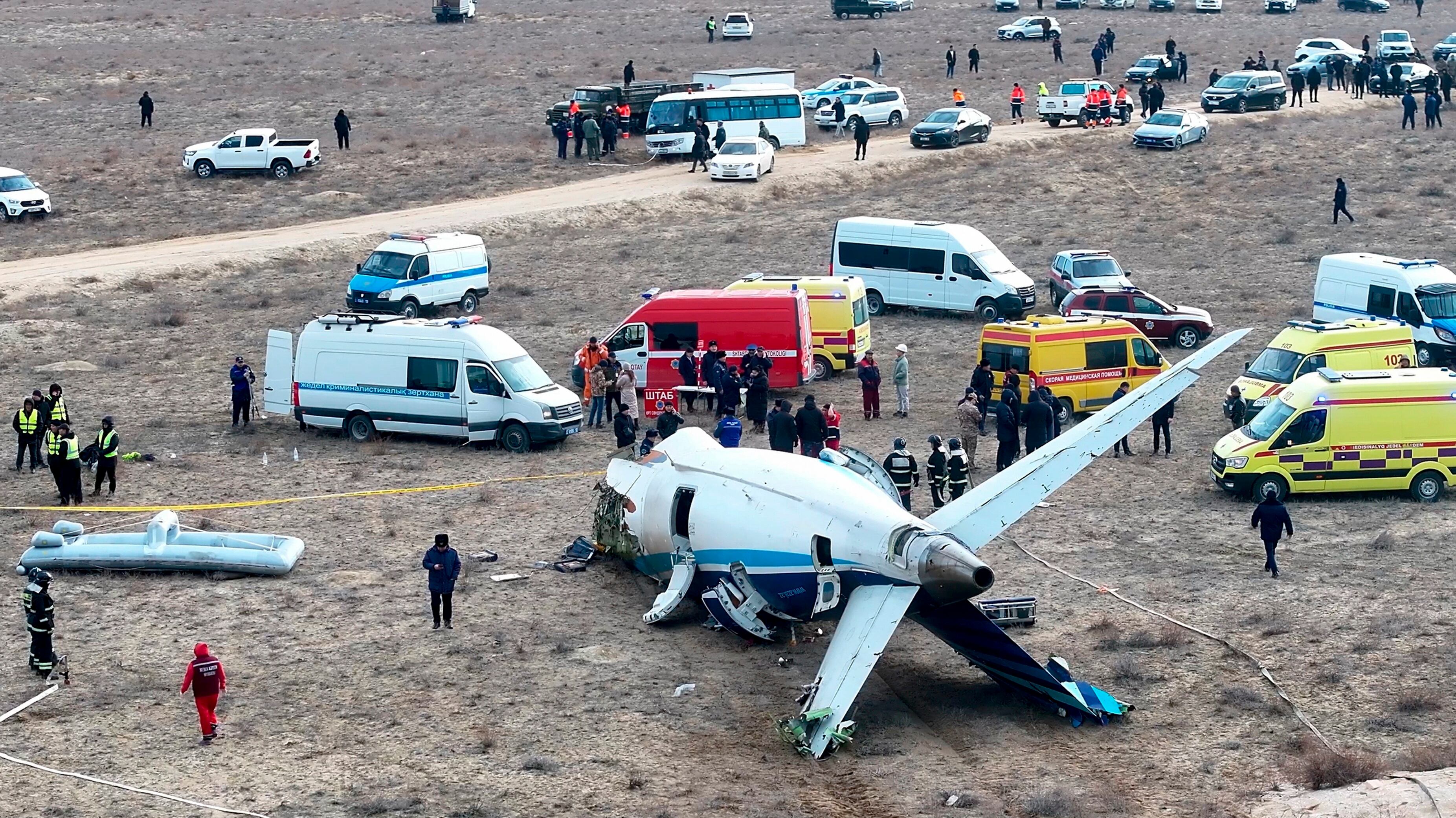 "Kazakistan, l'aereo precipitato è stato colpito dal territorio russo"