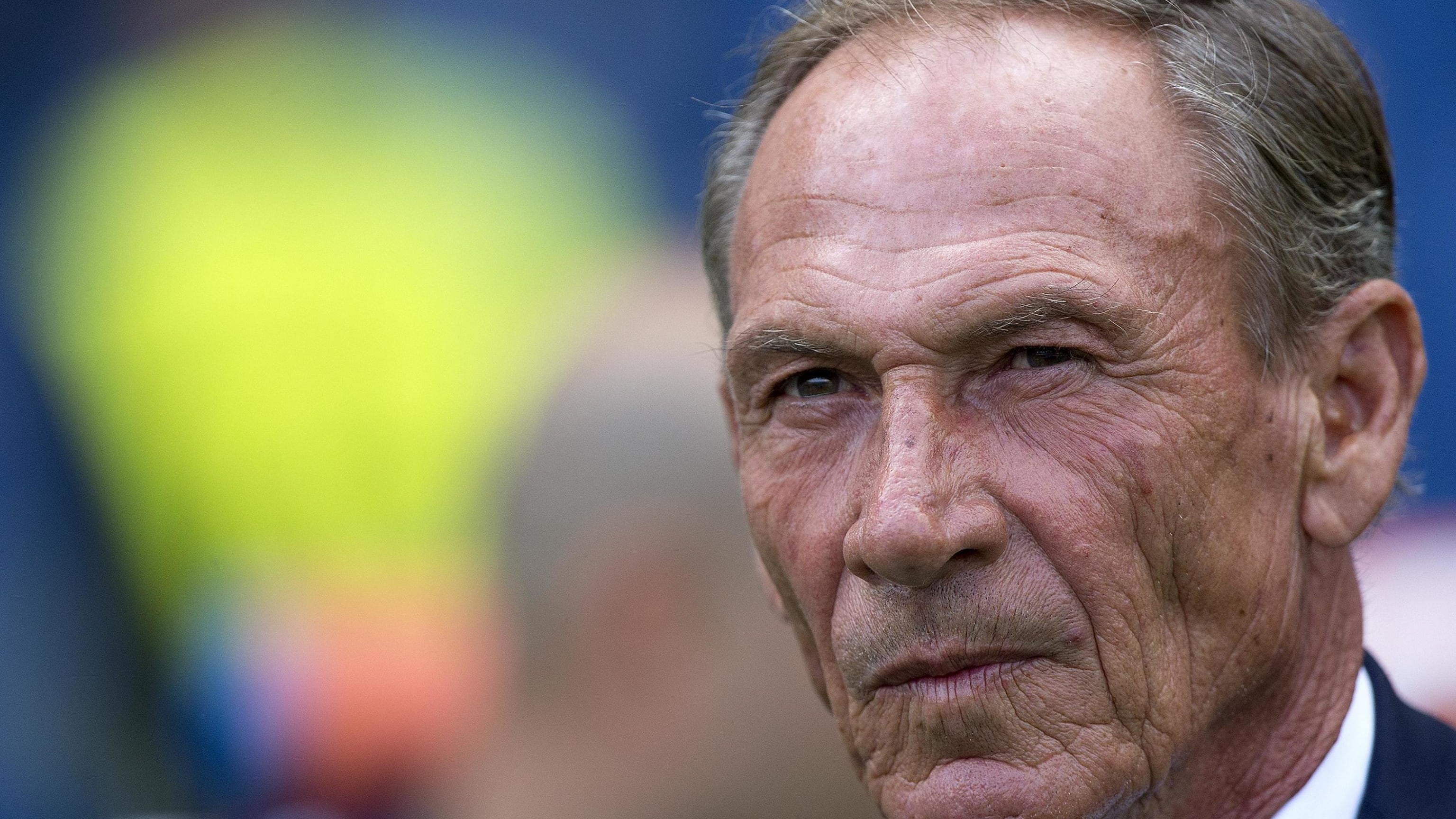 "Colpa delle sigarette", le ragioni dietro al malore di Zeman: cosa dice l'ex medico della Roma