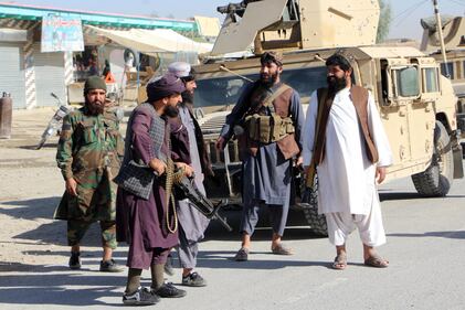 Afghanistan contro Pakistan: notte di guerra al confine, valichi chiusi e minacce di rappresaglia 9