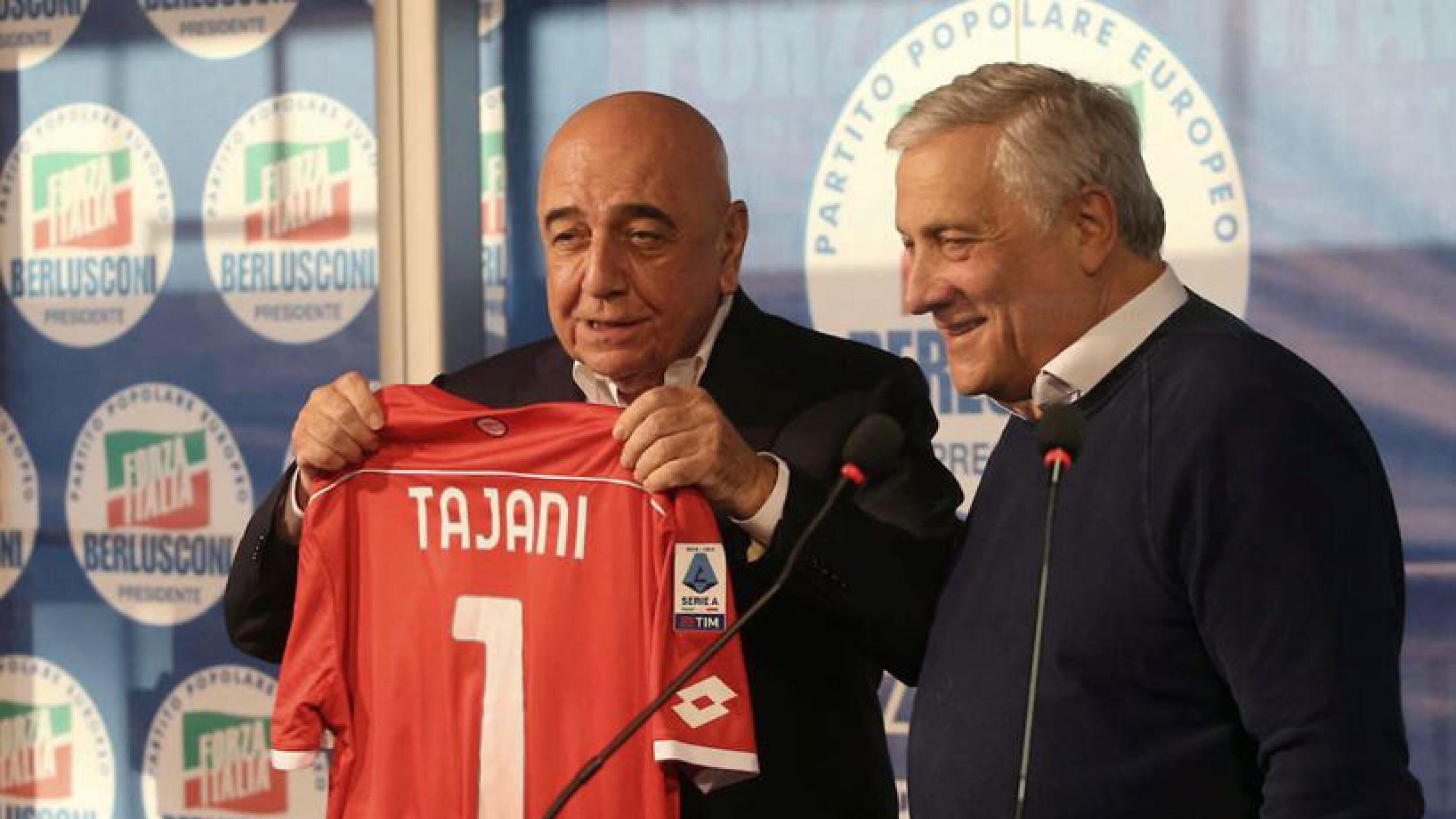Forza Italia spinge Galliani e prova ad allargare il centro