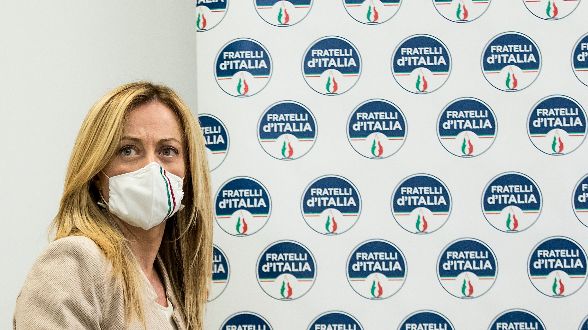 Balzo in avanti per FdI, Pd col fiato sul collo. Il centrodestra consolida la leadership