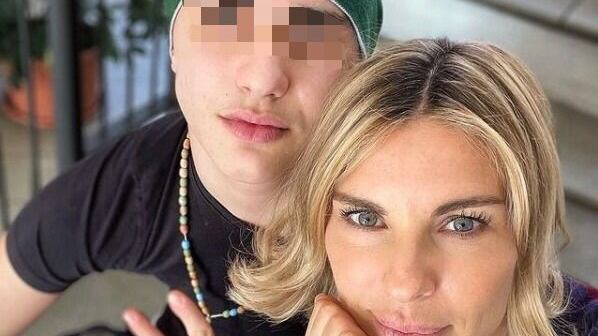 "Gli sbirrazzi...", per Costacurta jr finisce male