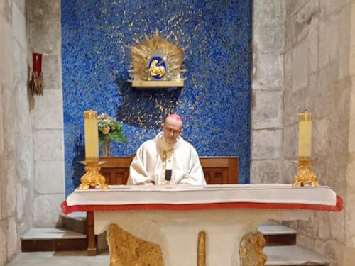 Pizzaballa torna al Santo Sepolcro e celebra la messa del giovedì santo