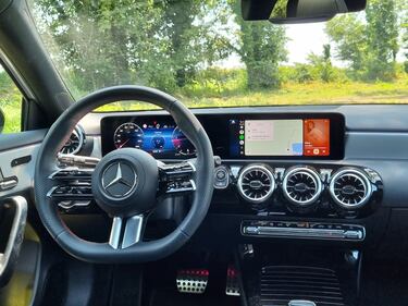 Mercedes Classe A 180d: guarda la gallery della berlina premium 17