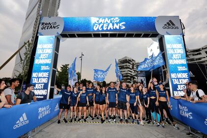 Milano, la corsa per salvare l'Oceano 11