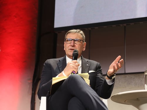 "Il segreto? Negoziazione seria. Per i dirigenti del terziario un aumento lordo da 800 euro"