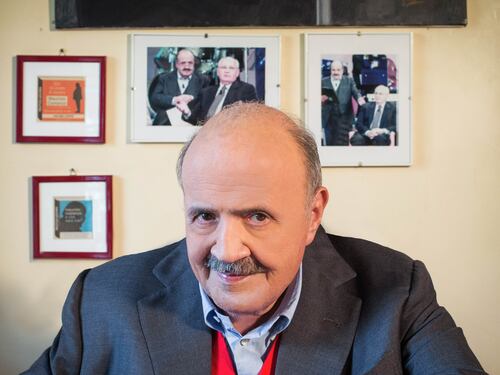 Maurizio Costanzo: "La De Filippi mi bullizza. Ma voglio morire nella sua mano"