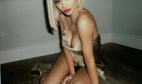 Kylie Jenner hot, progetto segreto in lingerie 1