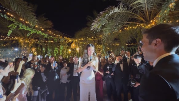 Aurora Ramazzotti, il primo Ep è il regalo di nozze per Goffredo: una storia d'amore diventata musica