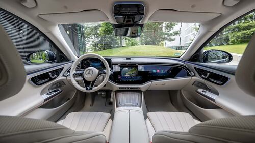 Nuova Mercedes Classe E 2023, guarda tutte le foto 7