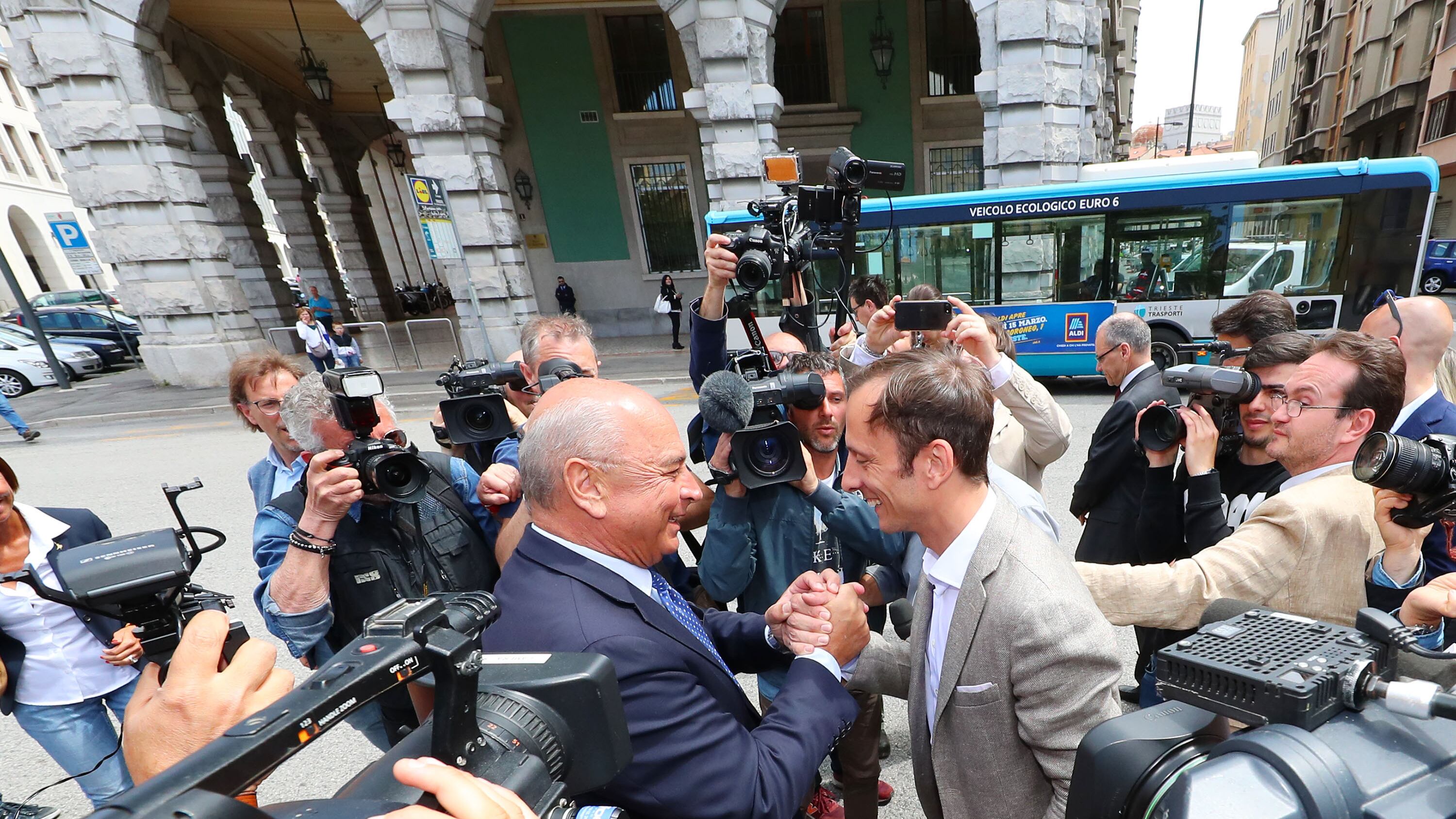 Trieste, Dipiazza verso la riconferma. Ma deve passare dal ballottaggio