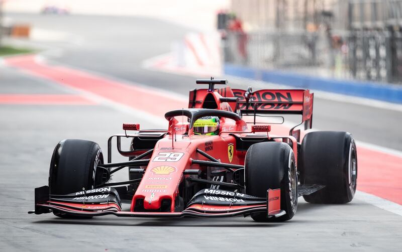 Mick Schumacher gira con la Ferrari SF90: gli scatti del figlio del grande Michael 2