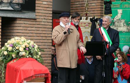 I funerali e la camera ardente 13