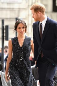 Meghan Markle affettuosa con la Royal Family 8